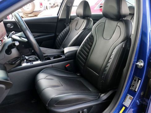 Used 2021 Hyundai Elantra Limited w/ Cargo Package FWD image 18