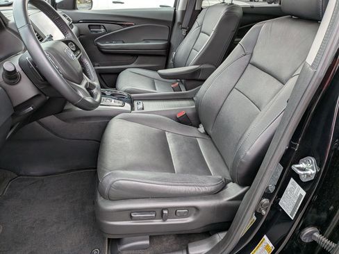 Used 2022 Honda Pilot Elite image 14