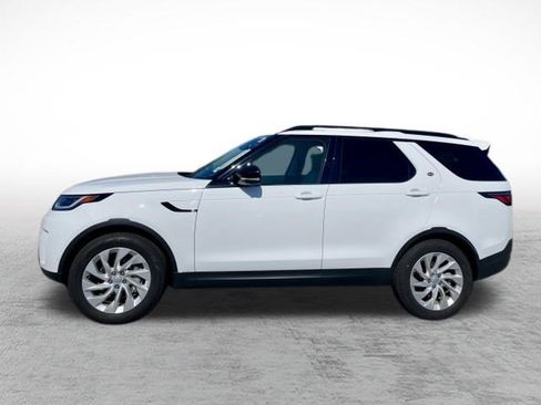 Certified 2024 Land Rover Discovery S image 8