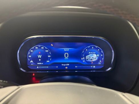 Certified 2024 Chevrolet Tahoe RST w/ Luxury Package image 15