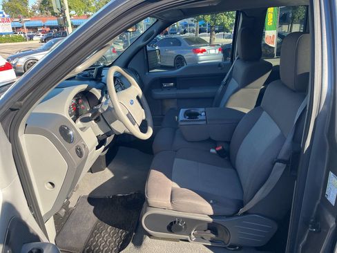 Used 2006 Ford F150 XLT image 11