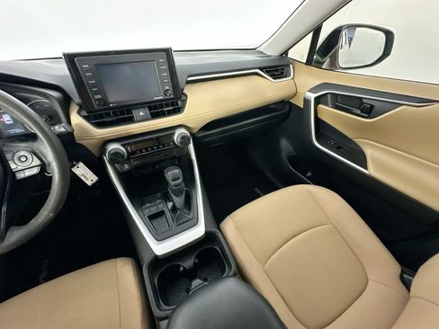 Used 2020 Toyota RAV4 LE w/ All Weather Liner Package FWD image 11