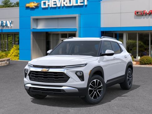 New 2026 Chevrolet TrailBlazer LT w/ LT Cold Weather Package AWD/4WD image 6