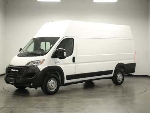 Used 2024 RAM ProMaster 3500 w/ Delivery Van Package image 4