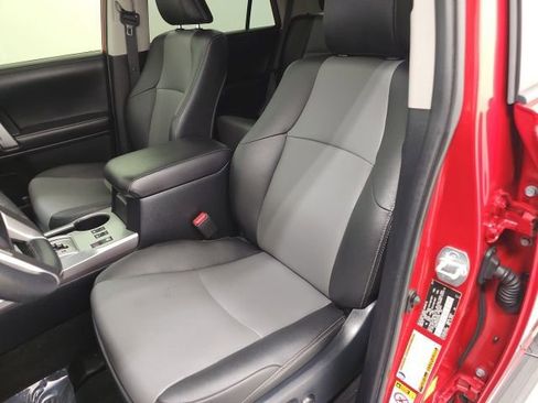 Used 2019 Toyota 4Runner SR5 Premium image 41