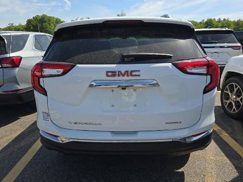 Used 2023 GMC Terrain SLT w/ Tech Package AWD/4WD image 4