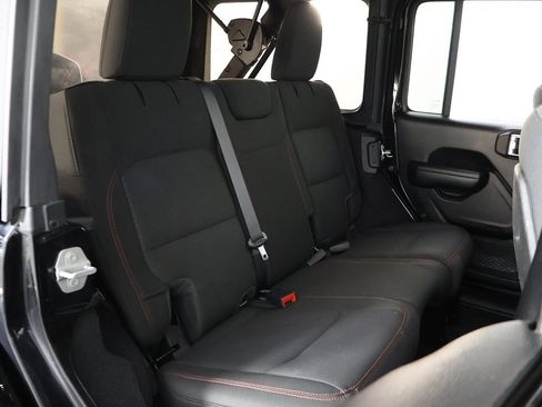 Used 2021 Jeep Wrangler Unlimited Rubicon image 29