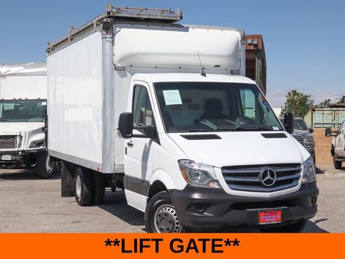 Used 2018 Mercedes-Benz Sprinter 3500 image 2