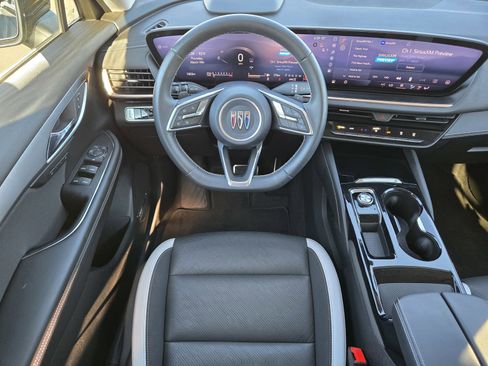 Certified 2025 Buick Envision Sport Touring image 11