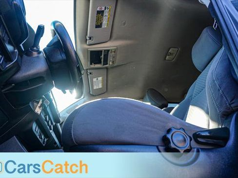 Used 2020 Toyota Tacoma SR w/ SR Convenience Package image 22