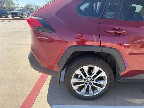 Certified 2023 Toyota RAV4 XLE Premium image 10