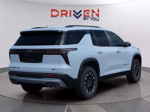 New 2026 Chevrolet Traverse Z71 w/ Enhanced Driving Package AWD/4WD image 5