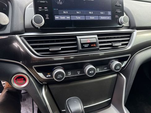 Used 2022 Honda Accord Sport image 26