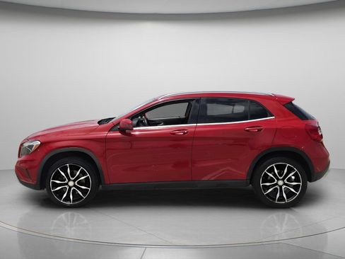 Used 2017 Mercedes-Benz GLA 250 image 4