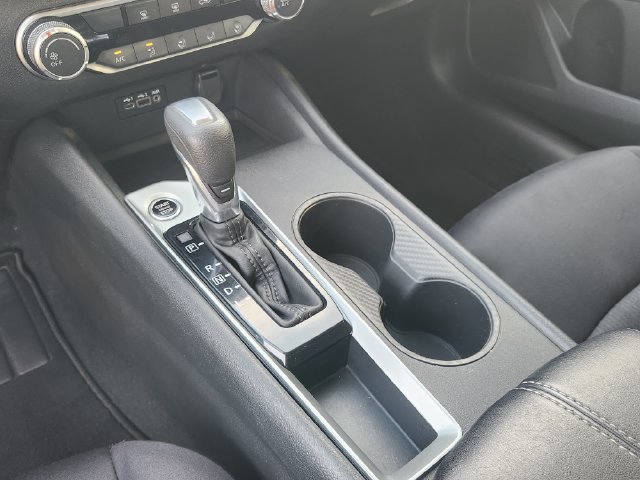 Used 2025 Nissan Altima 2.5 SV FWD image 20