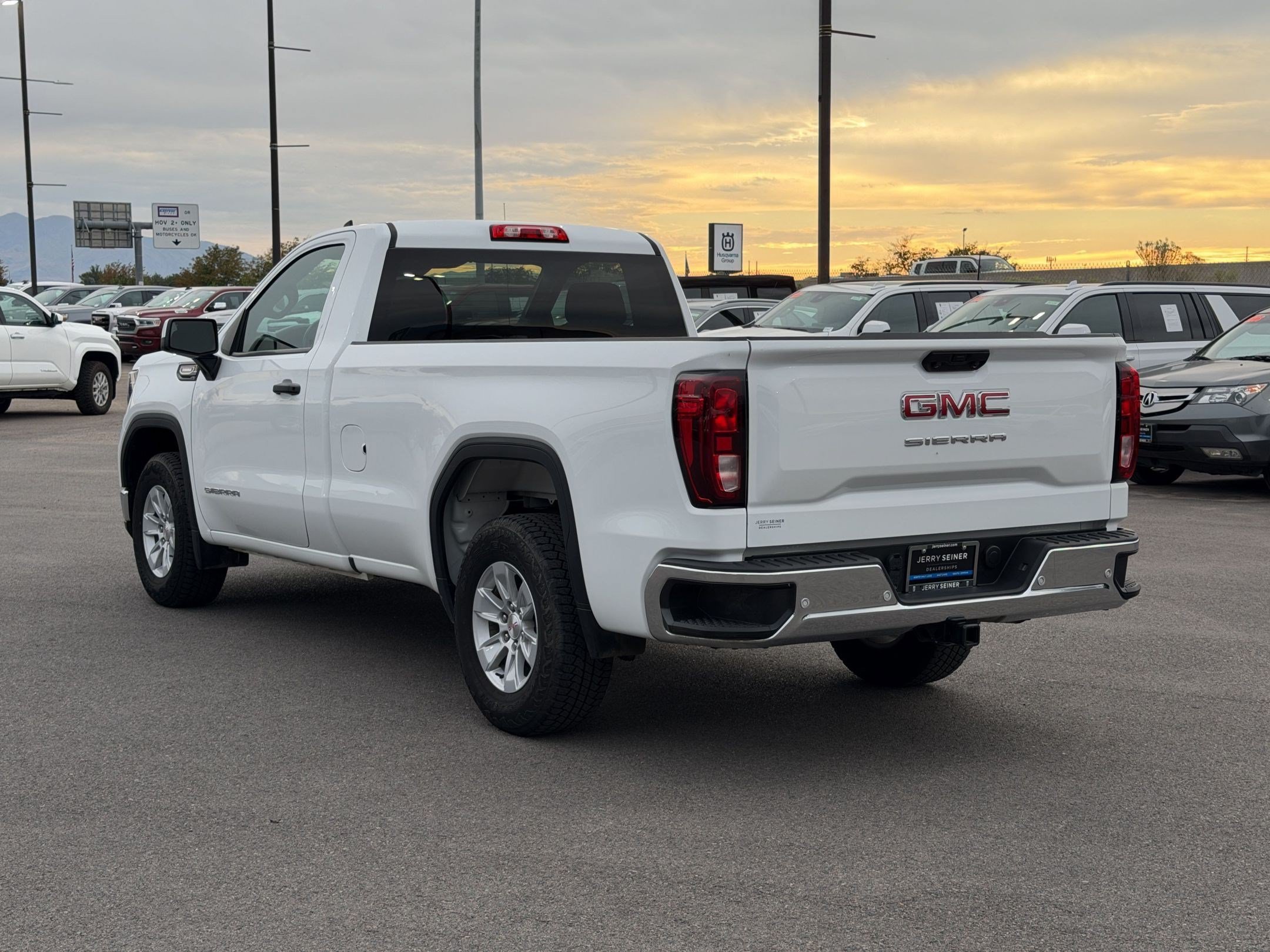 Certified 2024 GMC Sierra 1500 Pro w/ Pro Value Package RWD image 4