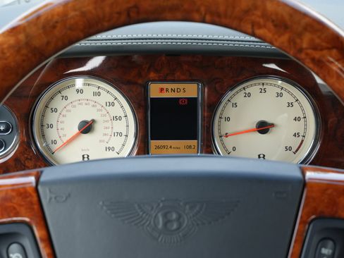 Used 2007 Bentley Arnage R RWD image 11