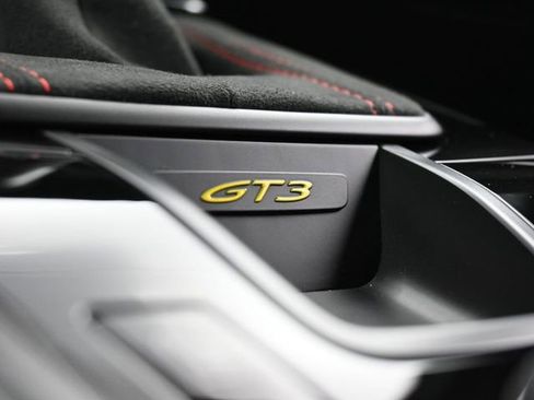 Certified 2026 Porsche 911 GT3 RWD image 12