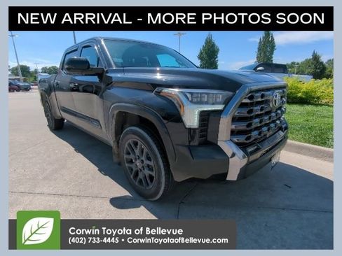Used 2025 Toyota Tundra Platinum AWD/4WD image 1