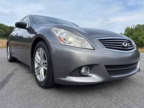 Used 2013 INFINITI G37 Journey w/ Premium Pkg RWD image 7