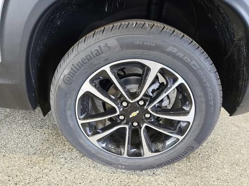 New 2026 Chevrolet TrailBlazer LT w/ Driver Confidence Package FWD image 14