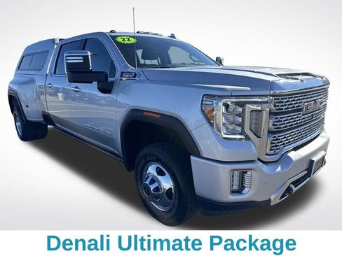 Used 2022 GMC Sierra 3500 Denali w/ Denali Ultimate Package image 9