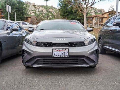 Certified 2023 Kia Forte LXS image 3