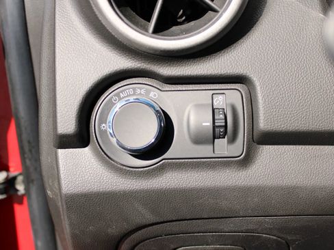 Used 2016 Chevrolet Trax LT image 16