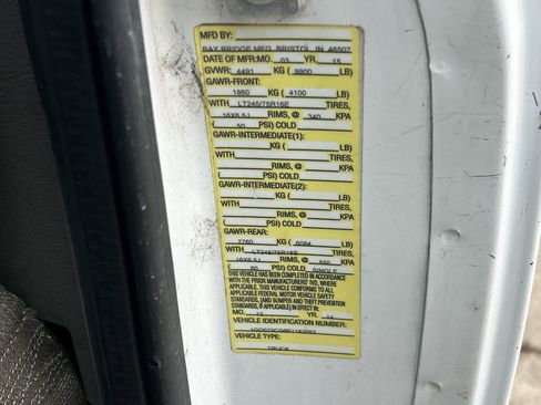 Used 2015 GMC Savana 3500 3500 Van 139 image 25