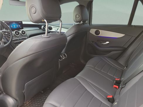 Used 2020 Mercedes-Benz GLC 300 image 9