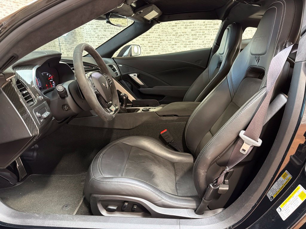 Used 2017 Chevrolet Corvette Z06 RWD image 22