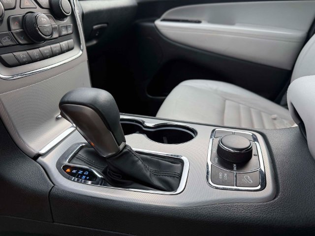 Used 2018 Jeep Grand Cherokee Limited AWD/4WD image 32