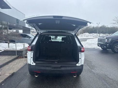 Used 2019 Chevrolet Traverse LS image 27