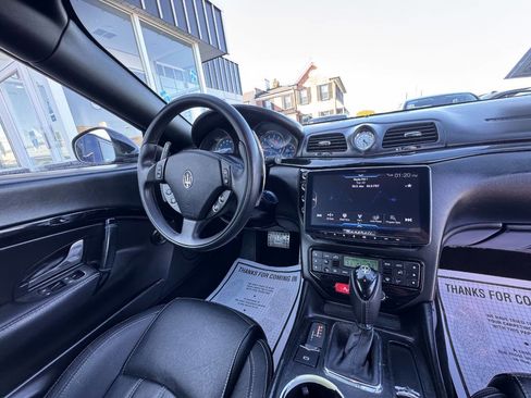 Used 2012 Maserati GranTurismo Convertible RWD image 24