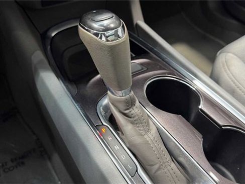 Used 2020 Chevrolet Malibu LT image 27