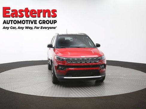 Used 2024 Jeep Compass Limited AWD/4WD image 50