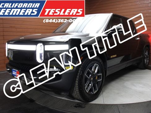 Used 2023 Rivian R1T Adventure image 1