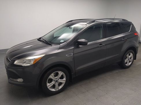 Used 2016 Ford Escape SE w/ Equipment Group 201A AWD/4WD image 2