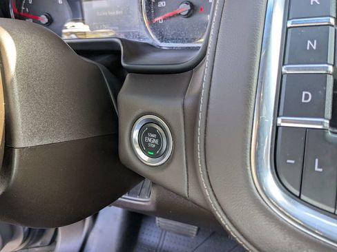 Used 2021 Chevrolet Tahoe LT image 22