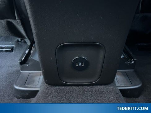 Certified 2024 Ford Escape Platinum w/ Premium Technology Package image 17