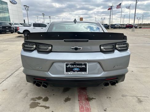 Used 2023 Chevrolet Camaro SS image 4