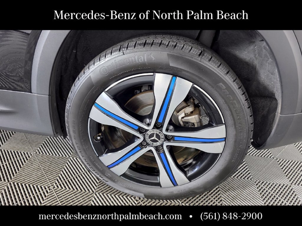 Certified 2023 Mercedes-Benz EQB 300 4MATIC image 17
