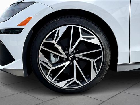 New 2025 Hyundai Ioniq 6 SEL AWD/4WD image 9