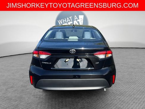 Used 2024 Toyota Corolla LE FWD image 5