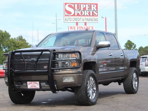 Used 2014 Chevrolet Silverado 1500 High Country w/ High Country Premium Package AWD/4WD image 7