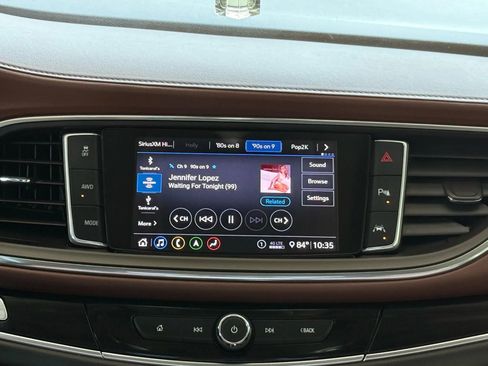 Used 2021 Buick Enclave Avenir w/ Avenir Technology Package AWD/4WD image 81