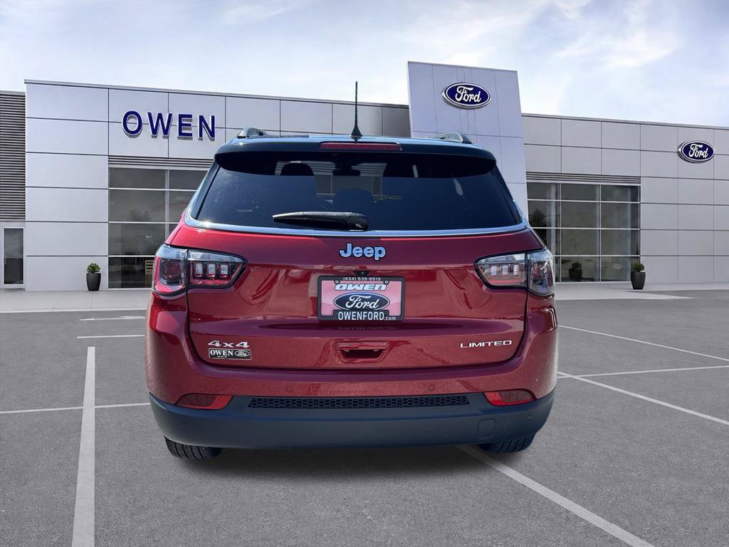 Used 2025 Jeep Compass Limited AWD/4WD image 4