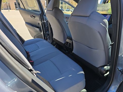 Used 2025 Toyota Corolla Cross AWD Hybrid image 11