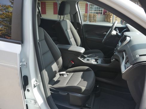 Used 2024 GMC Terrain SLE w/ Driver Convenience Package AWD/4WD image 29