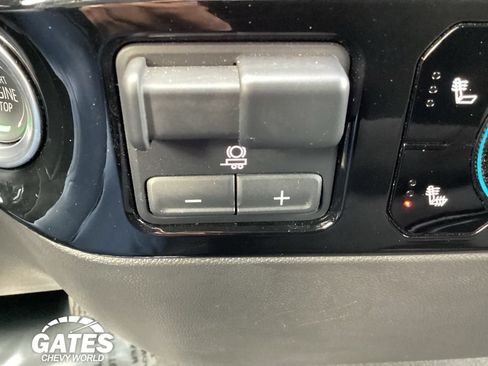 Used 2025 Chevrolet Silverado 1500 LT w/ Convenience Package II AWD/4WD image 19
